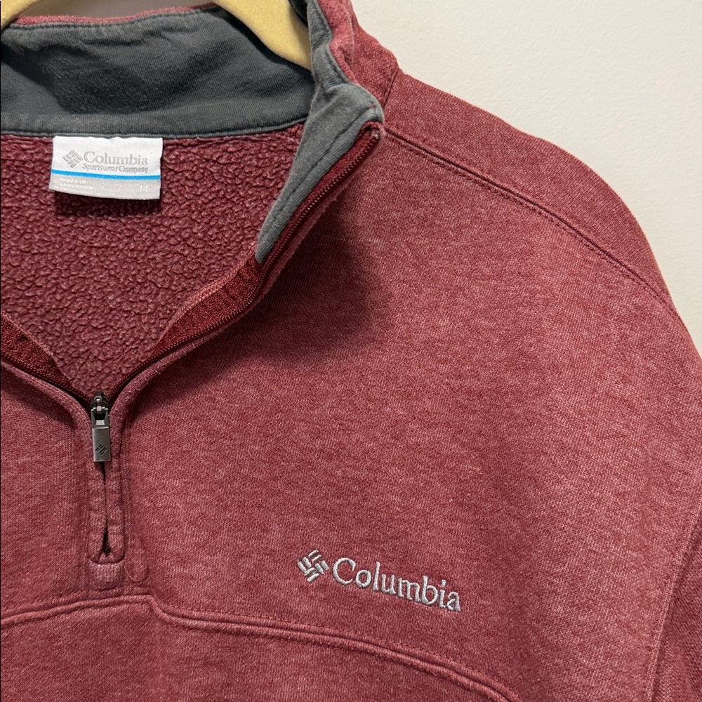 Columbia Men’s Red Quarter-Zip Fleece Pullover - Picture 3 of 7